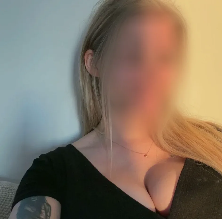 Kathleen, 25